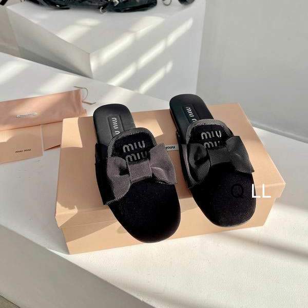 Picture of Miumiu Shoes _SKUMiuMiucoloursz35-40LL120117902